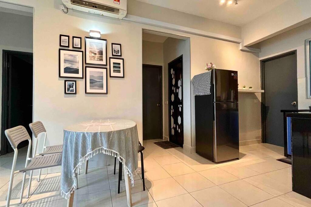 Apartment Moderm Spacious 6pax S Pice Penang Bayan Lepas